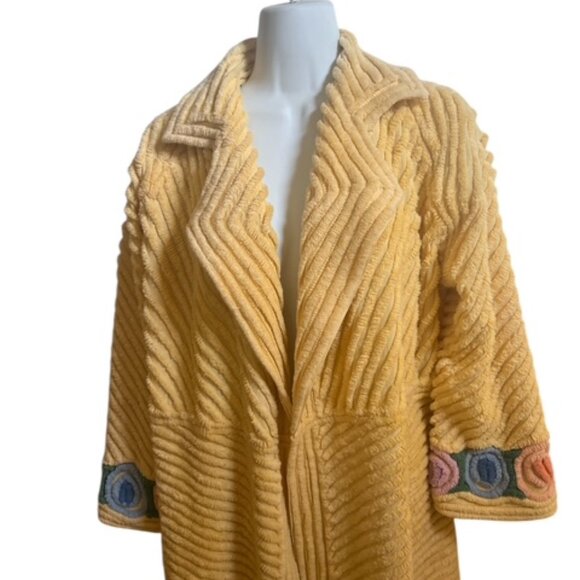 VTG CHENILLE ROBE